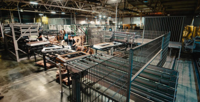 Почему окна в новостройках меняют в течение года после переезда