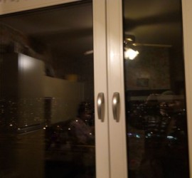 Установка пластикового окна в гостиной - 1 Установка пластикового окна в гостиной - фото - 1