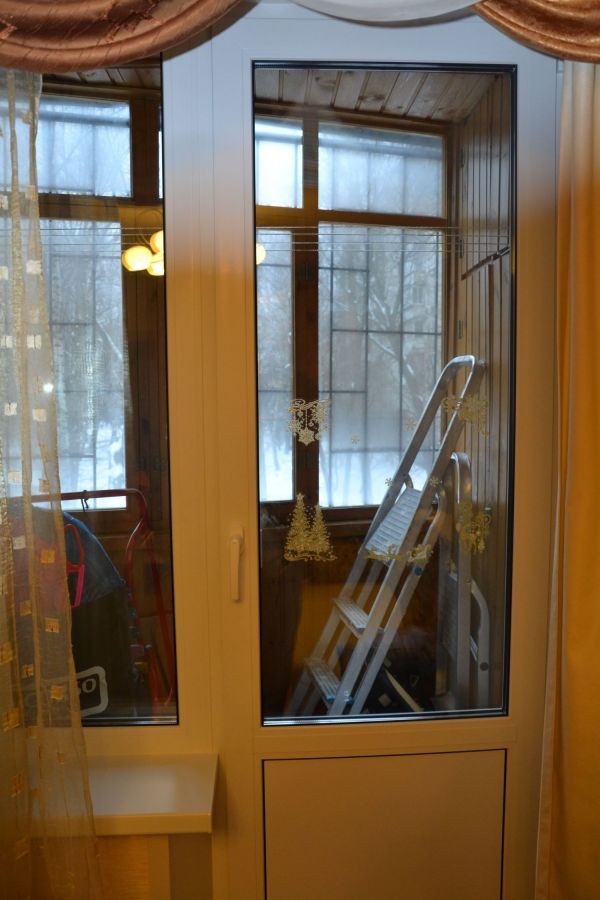 Установка балконного блока ПВХ - пластиковые окна REHAU метро Текстильщики